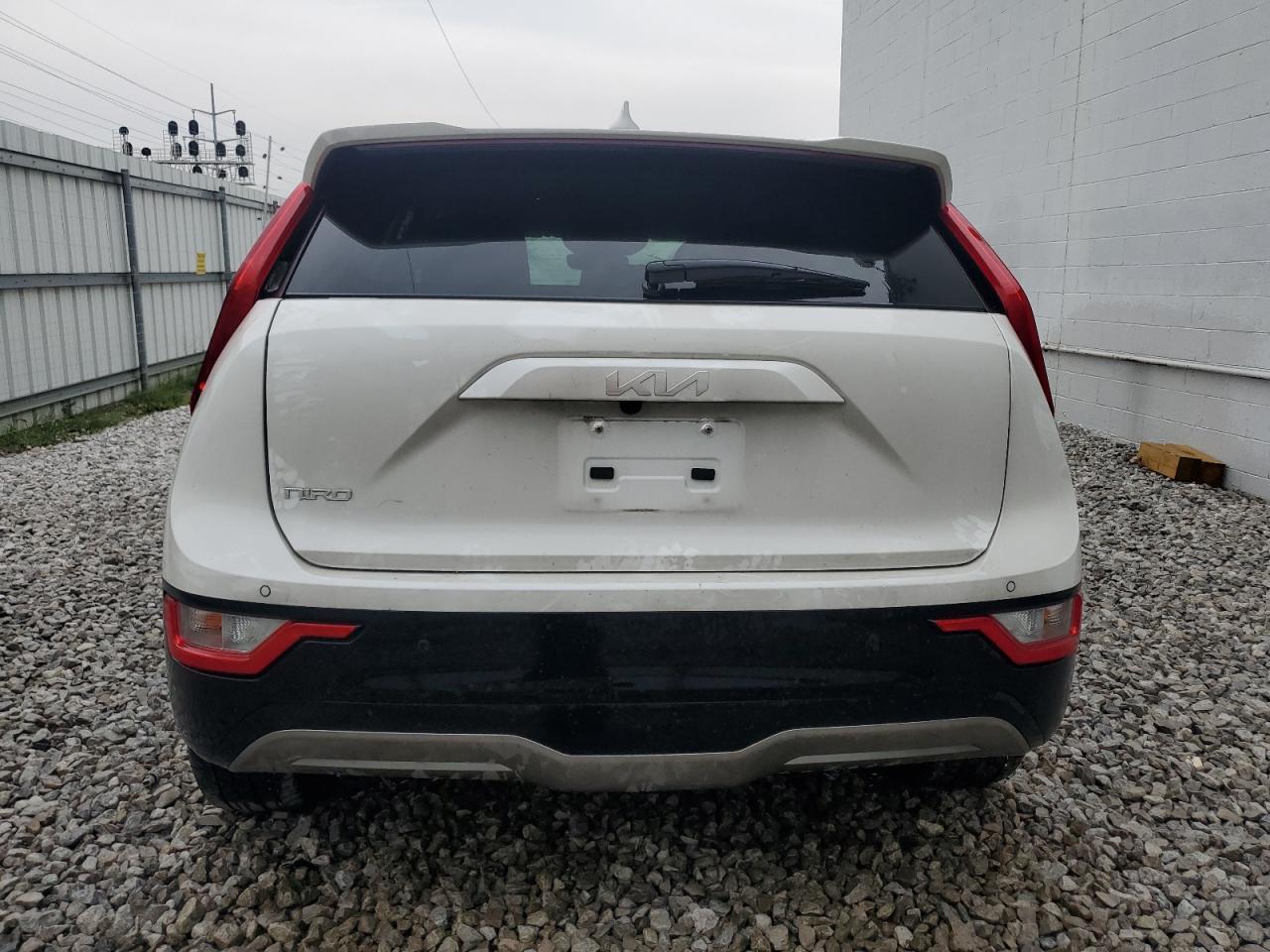 kndcr3l19r5112059 KNDCR3L19R5112059 2024 Kia Niro Wind