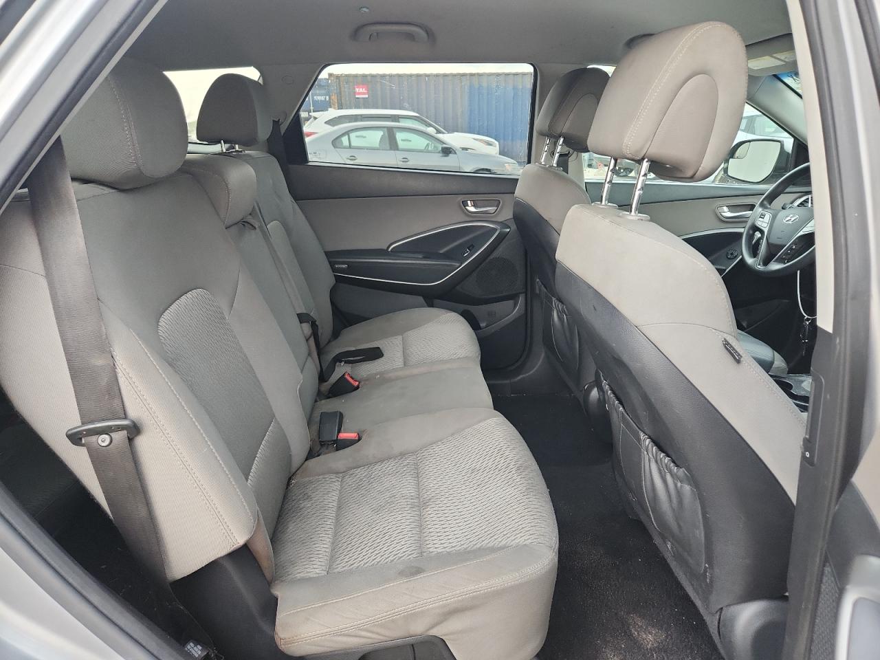 2018 Hyundai Santa Fe Se VIN: KM8SMDHF0JU278724 Lot: 65209175