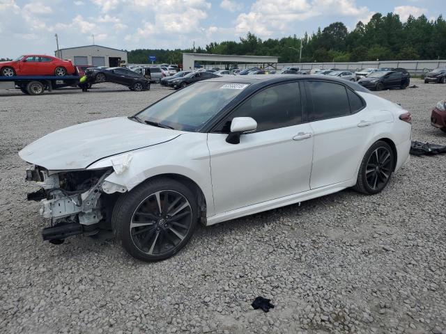  TOYOTA CAMRY 2018 White