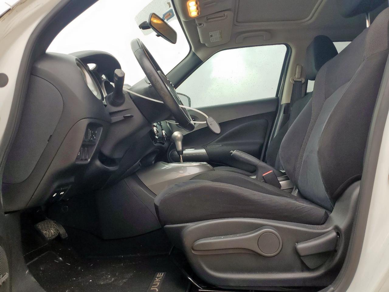 2016 Nissan Juke S VIN: JN8AF5MR2GT607765 Lot: 63629795