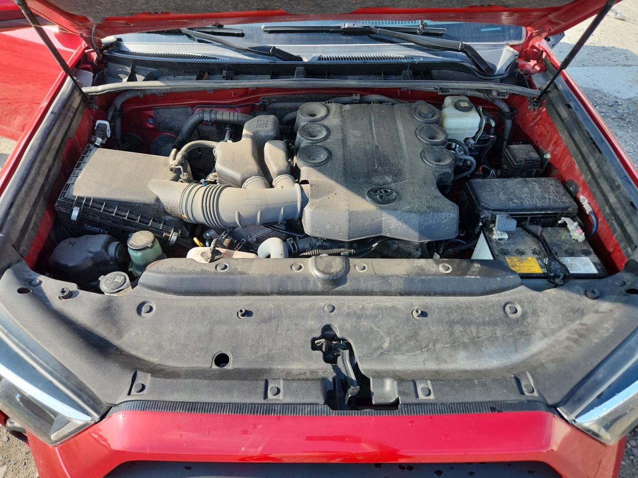 2020 Toyota 4Runner Sr5/Sr5 Premium VIN: JTEBU5JR7L5829870 Lot: 61529525