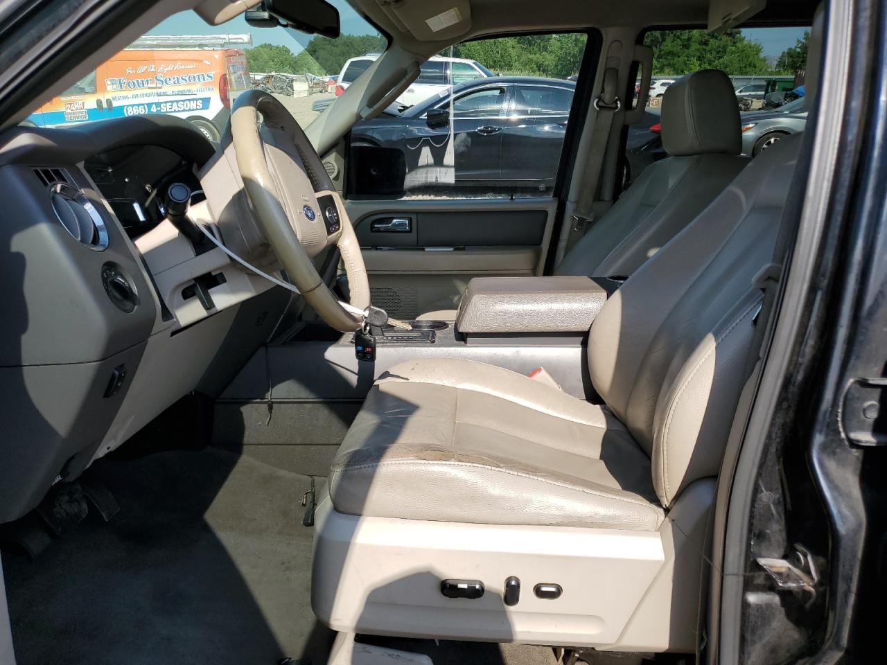2008 Ford Expedition Xlt VIN: 1FMFU16588LA43613 Lot: 62833005