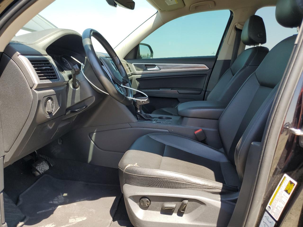 2019 Volkswagen Atlas Se VIN: 1V2WR2CA6KC575087 Lot: 64336105