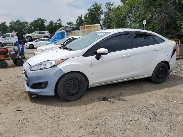  FORD FIESTA 2016 Белы