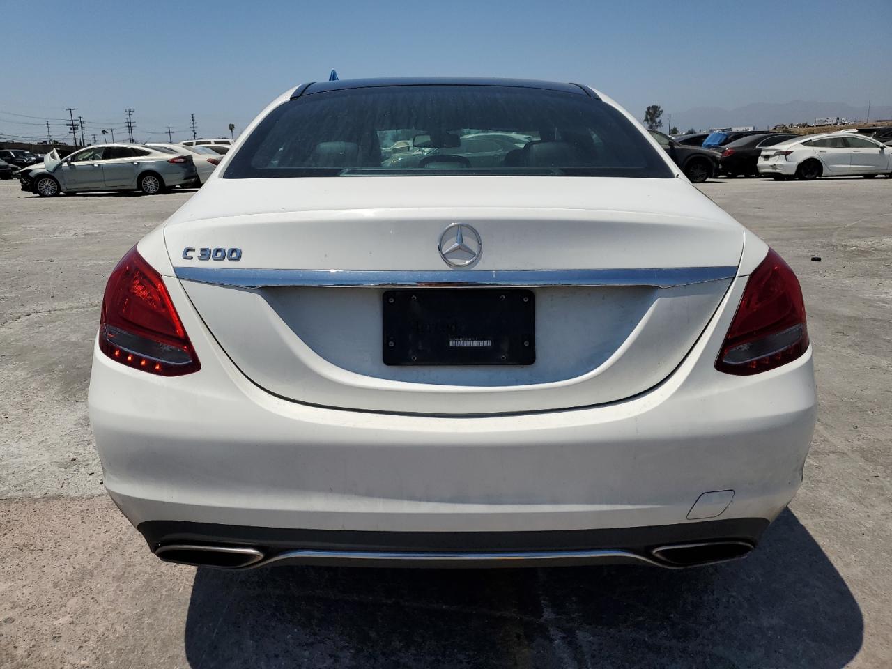 2018 Mercedes-Benz C 300 VIN: WDDWF4JB5JR400011 Lot: 64698125
