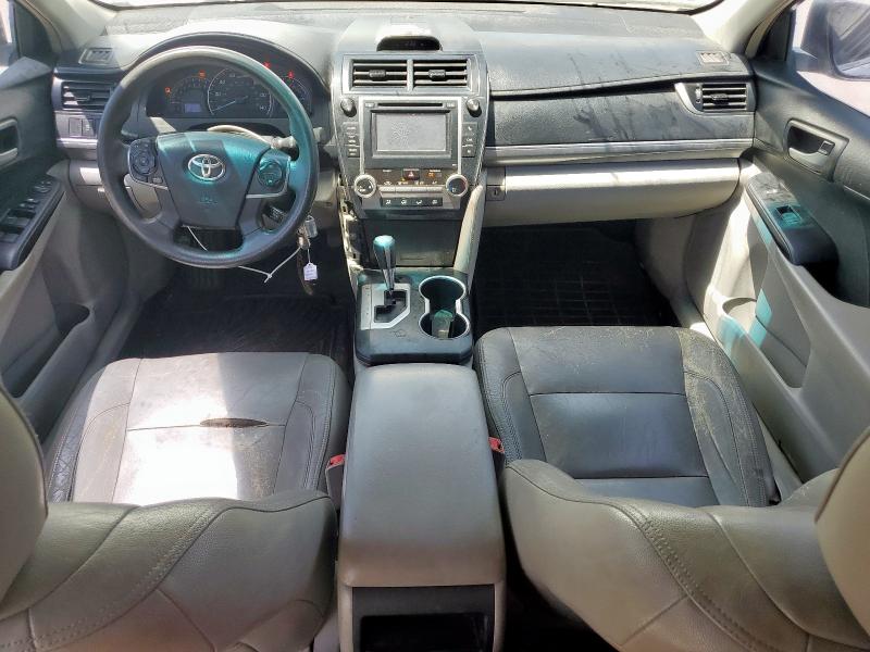 Sedans TOYOTA CAMRY 2014 Szary
