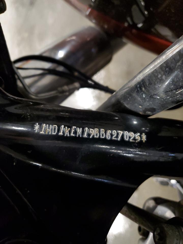 2011 Harley-Davidson Flhtk VIN: 1HD1KEM19BB627025 Lot: 64090095