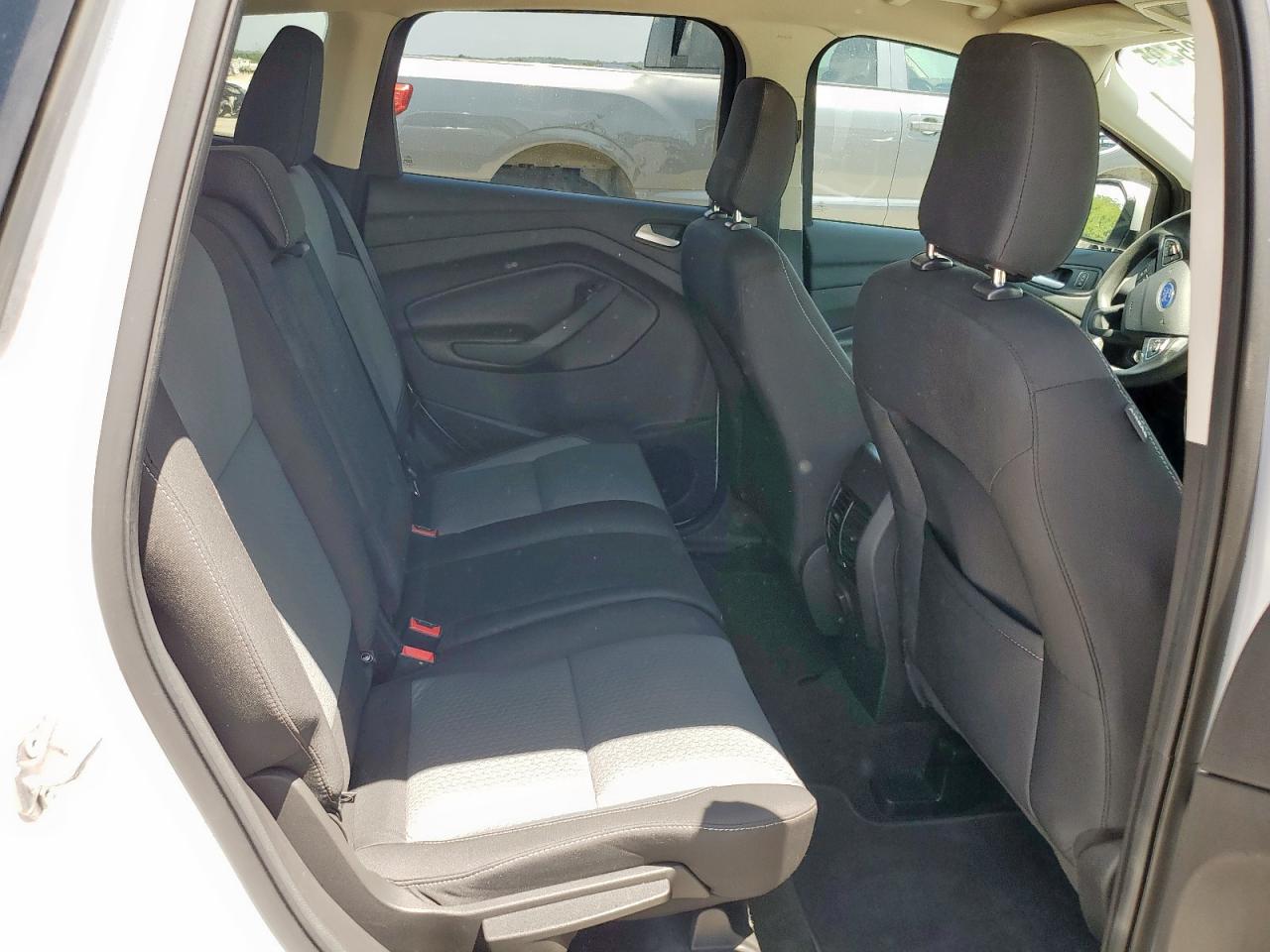 2018 Ford Escape Se VIN: 1FMCU9GD8JUB71826 Lot: 65585495