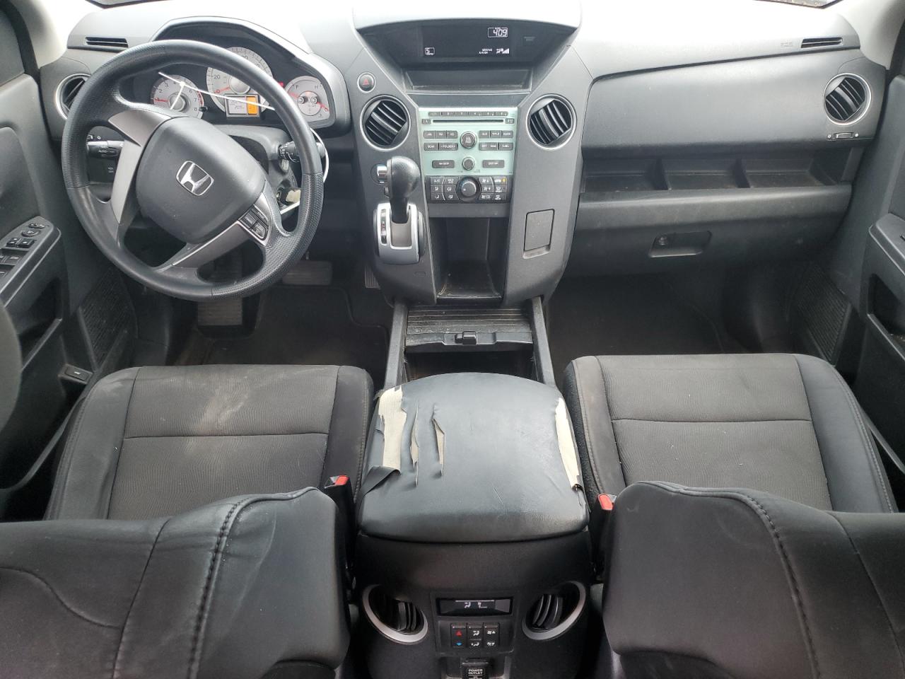 2011 Honda Pilot Lx VIN: 5FNYF3H20BB023453 Lot: 64778385