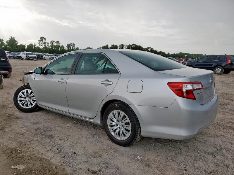  TOYOTA CAMRY 2014 Серебристый