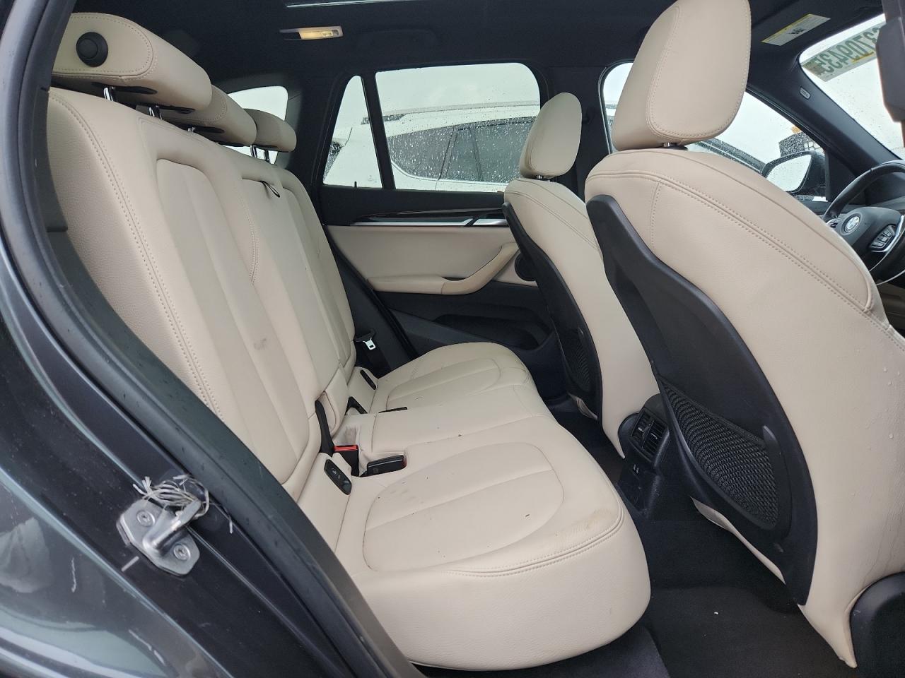 2018 BMW X1 xDrive28I VIN: WBXHT3C31J5L33817 Lot: 63709435