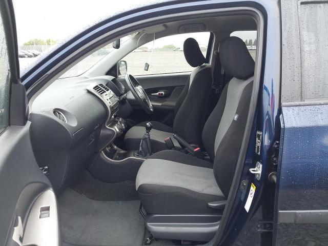 2011 TOYOTA URBAN CRUI