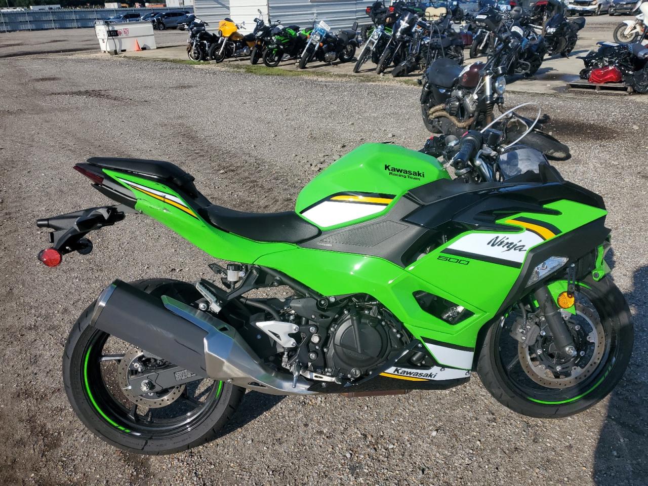 2025 Kawasaki Ex500 H