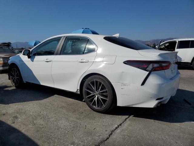  TOYOTA CAMRY 2021 Biały