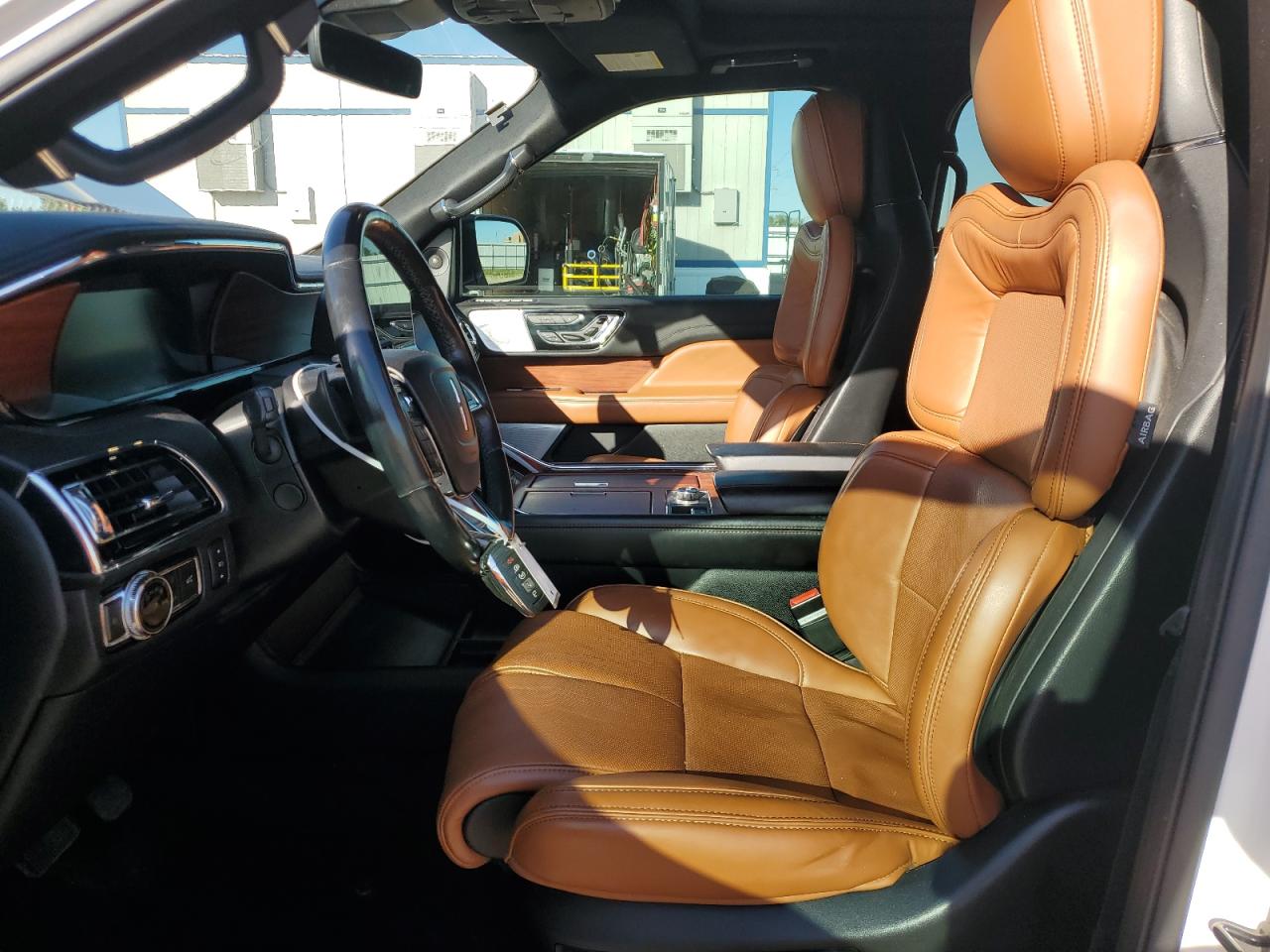 2019 Lincoln Navigator L Reserve VIN: 5LMJJ3LT5KEL25136 Lot: 63230065