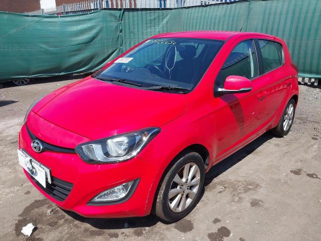 HYUNDAI I20 ACTIVE 2012