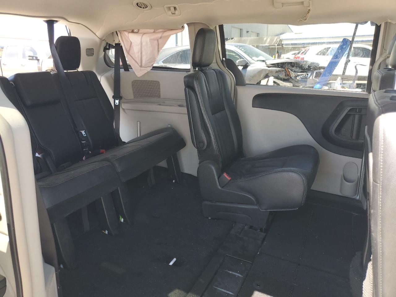 2013 Chrysler Town & Country Touring VIN: 2C4RC1BG4DR743979 Lot: 66838725