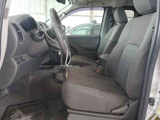  NISSAN FRONTIER 2015 Srebrny