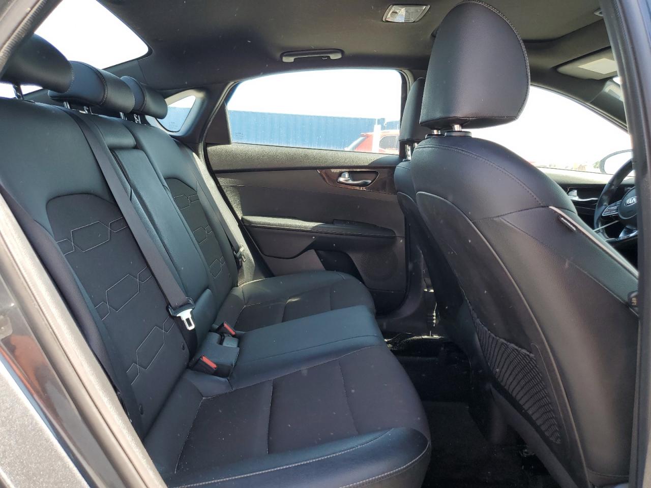 2021 Kia Forte Gt Line VIN: 3KPF34AD2ME341956 Lot: 64065165
