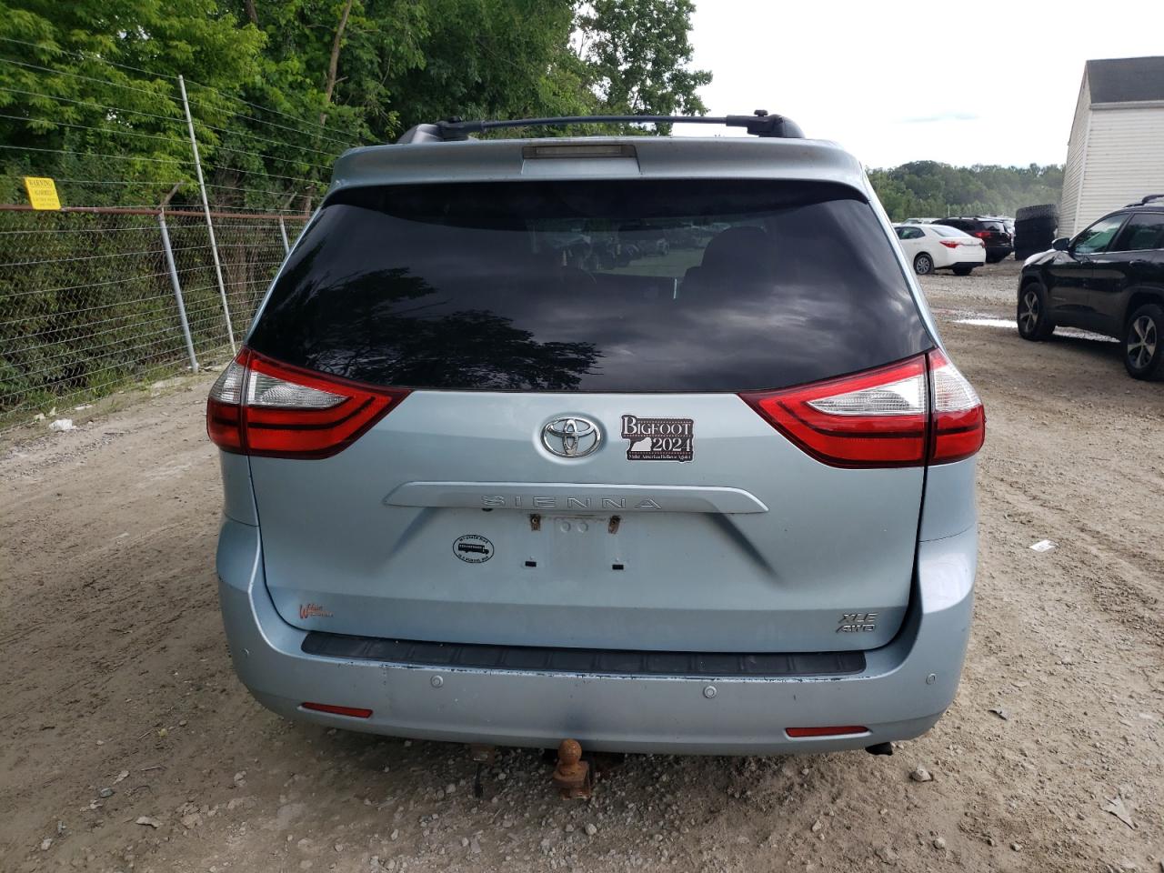 2015 Toyota Sienna Xle VIN: 5TDDK3DC3FS101573 Lot: 65217565
