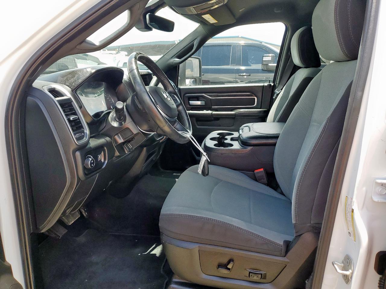 2024 Ram 2500 Big Horn VIN: 3C6UR5JL3RG337551 Lot: 64842785