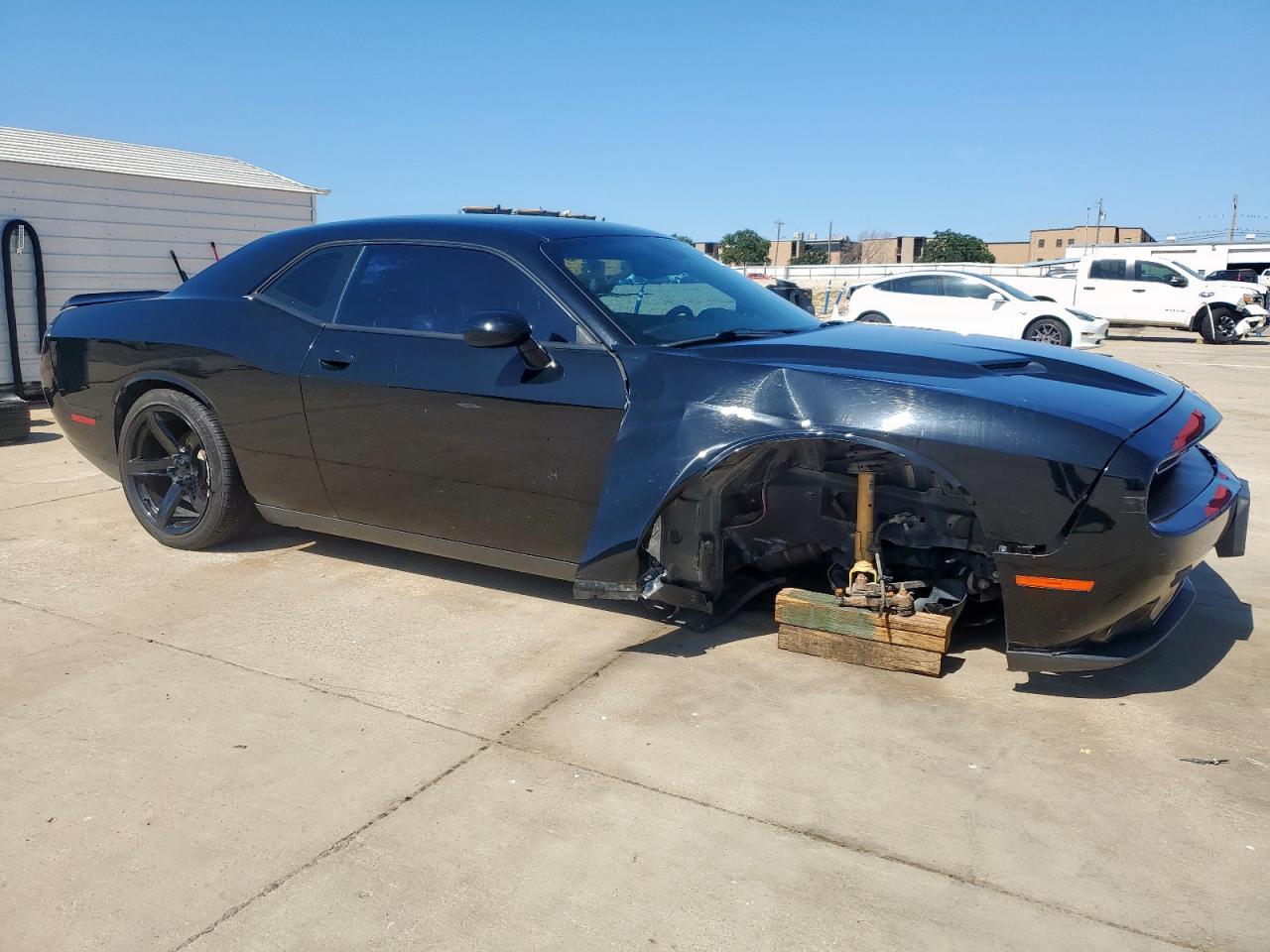 2015 Dodge Challenger Sxt VIN: 2C3CDZAG2FH704632 Lot: 66188935