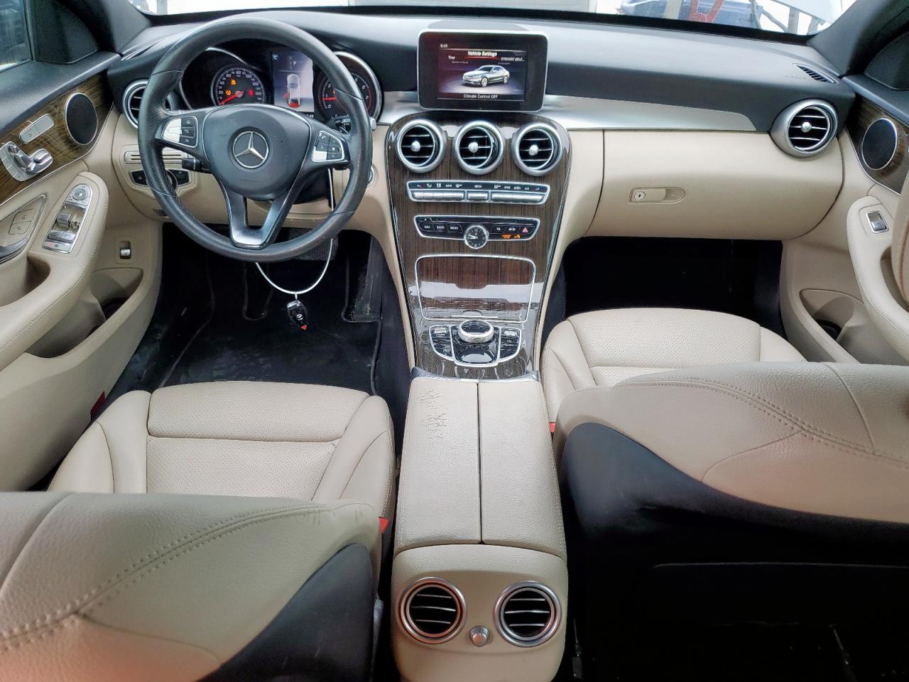 2018 Mercedes-Benz C 300 VIN: 55SWF4JB2JU245111 Lot: 62514705