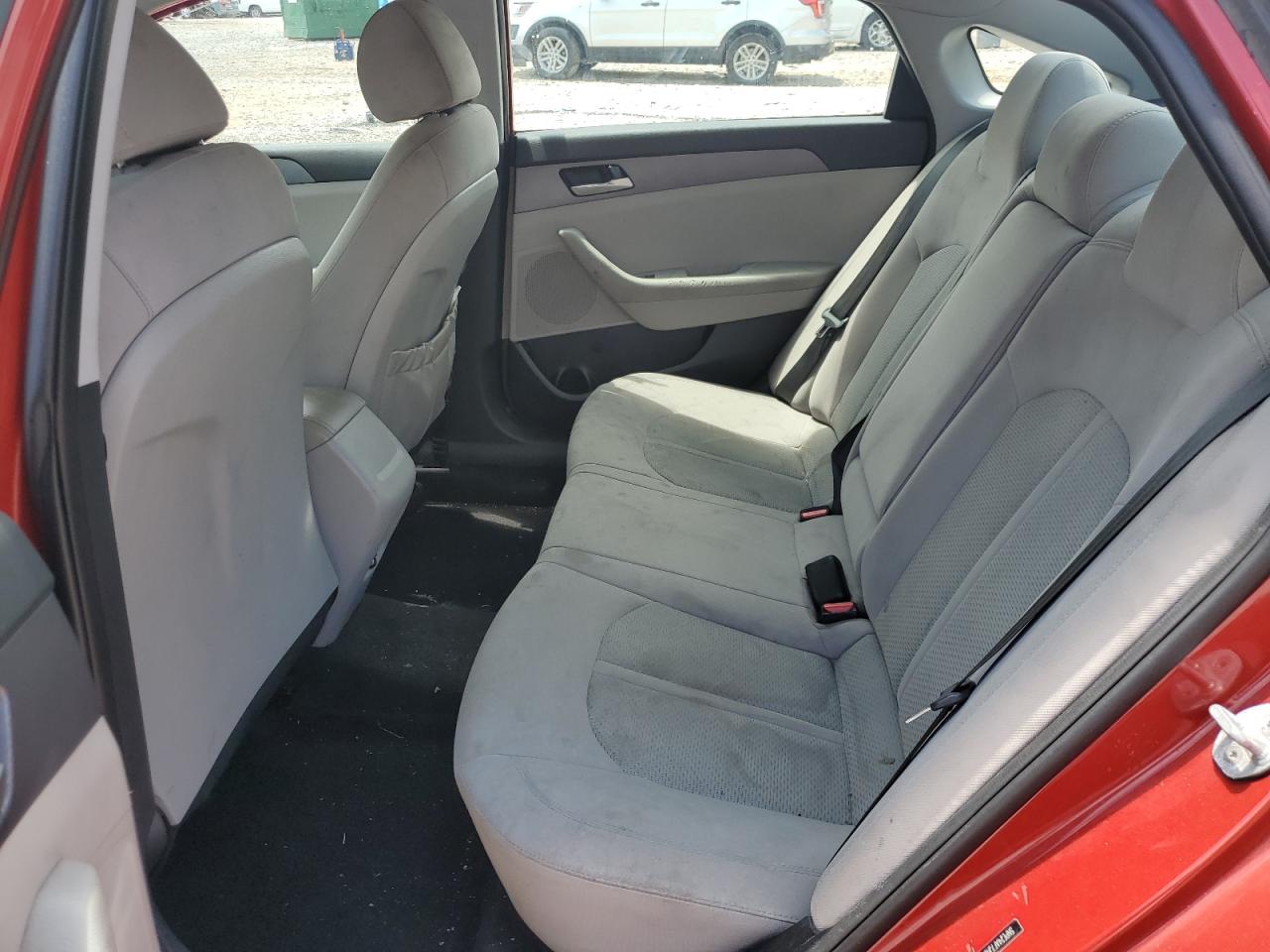 5npe24af7jh617622 5NPE24AF7JH617622 2018 Hyundai Sonata Se