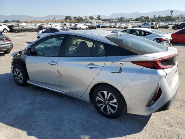  TOYOTA PRIUS 2018 Серебристый