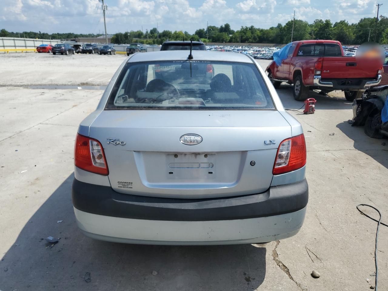 2008 Kia Rio Base VIN: KNADE123086303902 Lot: 64242635