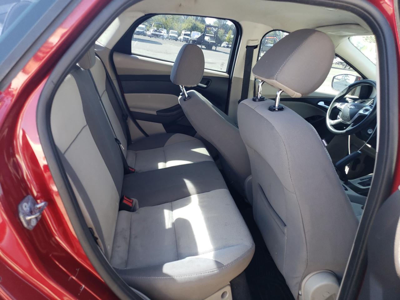 2014 Ford Focus Se VIN: 1FADP3F29EL412467 Lot: 64664005
