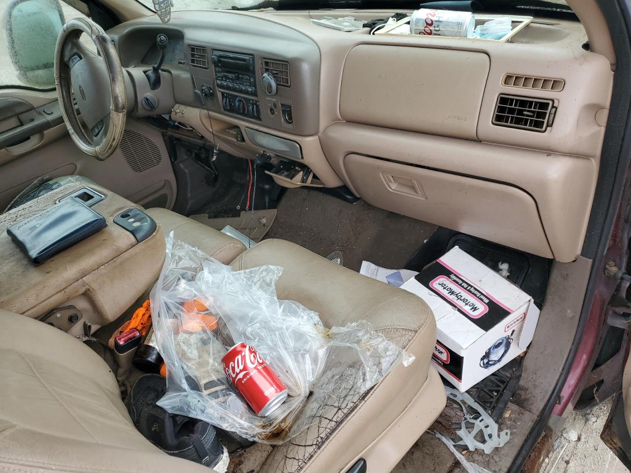 1999 Ford F250 Super Duty VIN: 1FTNX21F8XEE98381 Lot: 64363505