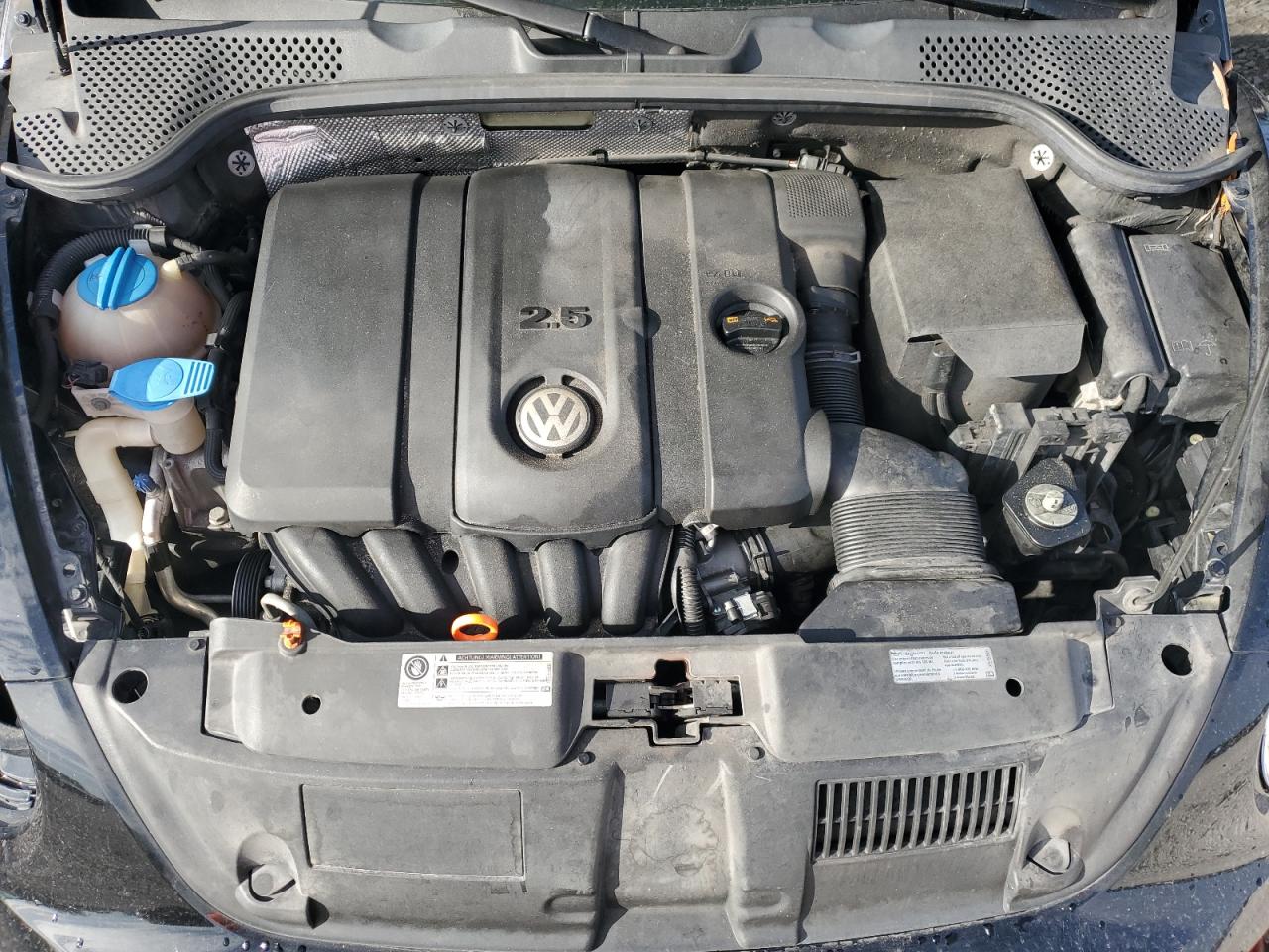 2013 Volkswagen Beetle VIN: 3VWJP7AT7DM690265 Lot: 62730905