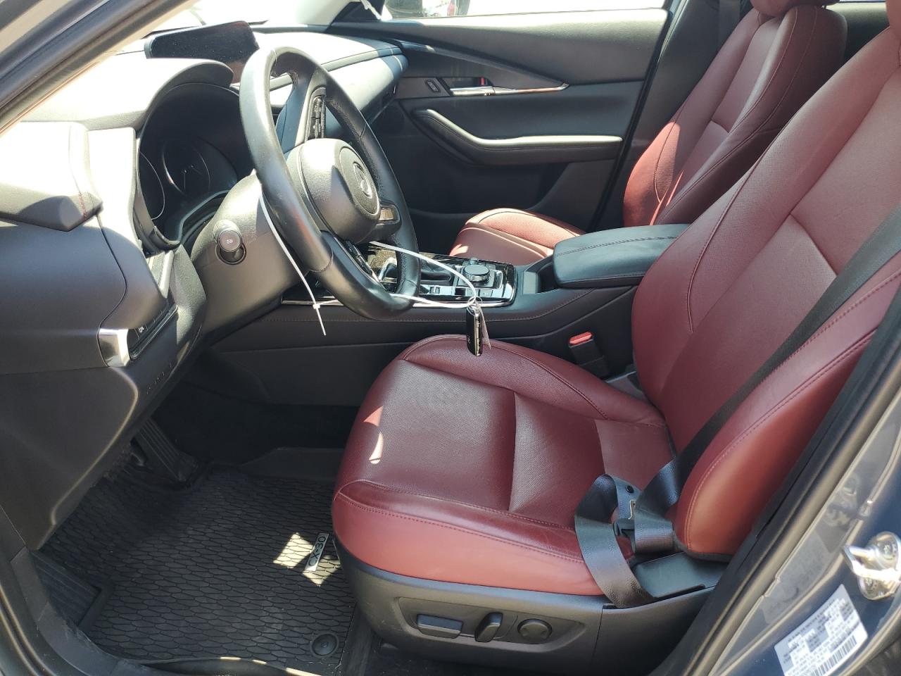 2024 Mazda Cx-30 Preferred VIN: 3MVDMBCM2RM637058 Lot: 64637845