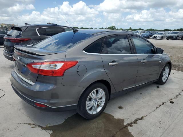 Sedans FORD FOCUS 2012 Gray