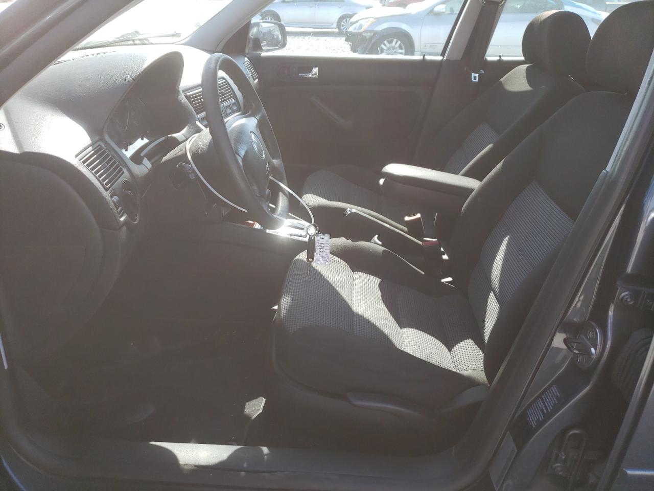 2005 Volkswagen Golf Gls VIN: 9BWGL61J454003568 Lot: 64826595
