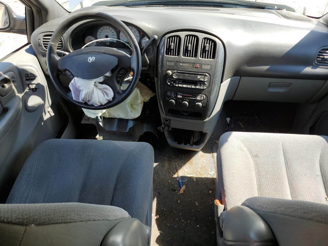 2005 Dodge Grand Caravan Sxt VIN: 2D4GP44L95R141834 Lot: 63323845