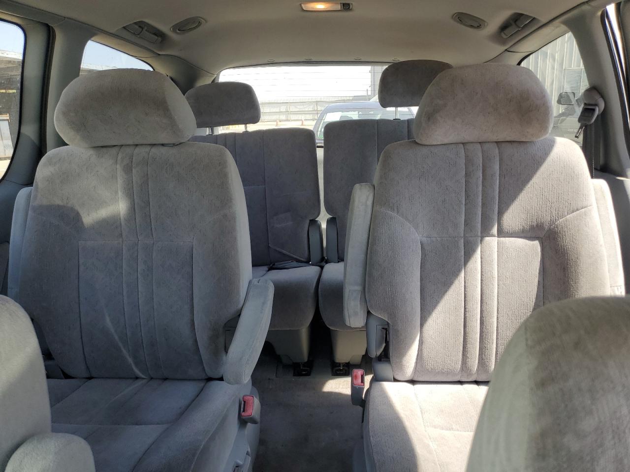 2000 Toyota Sienna Le VIN: 4T3ZF13C5YU254960 Lot: 65047625