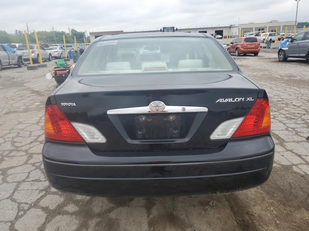 2002 Toyota Avalon Xl VIN: 4T1BF28B22U216366 Lot: 65064345