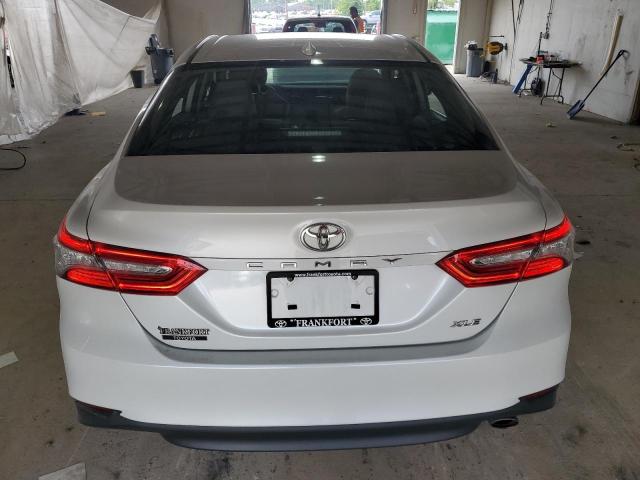  TOYOTA CAMRY 2020 Biały