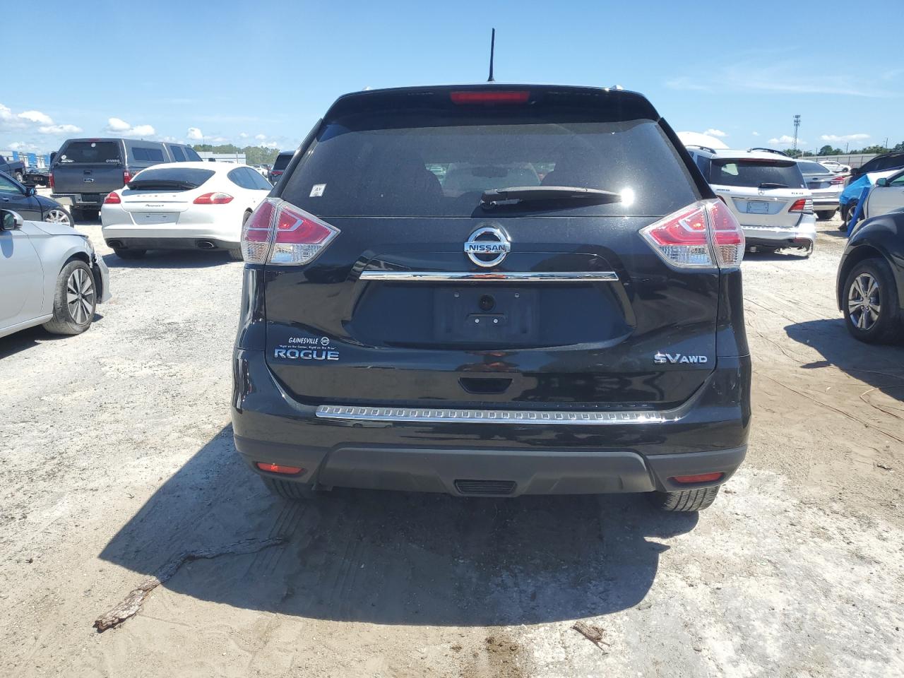 2015 Nissan Rogue S VIN: KNMAT2MV9FP501188 Lot: 65288025