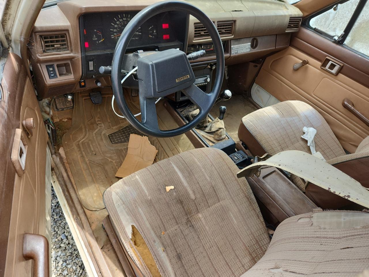 1986 Toyota 4Runner Rn60 VIN: JT4RN62D4G0063477 Lot: 64557945