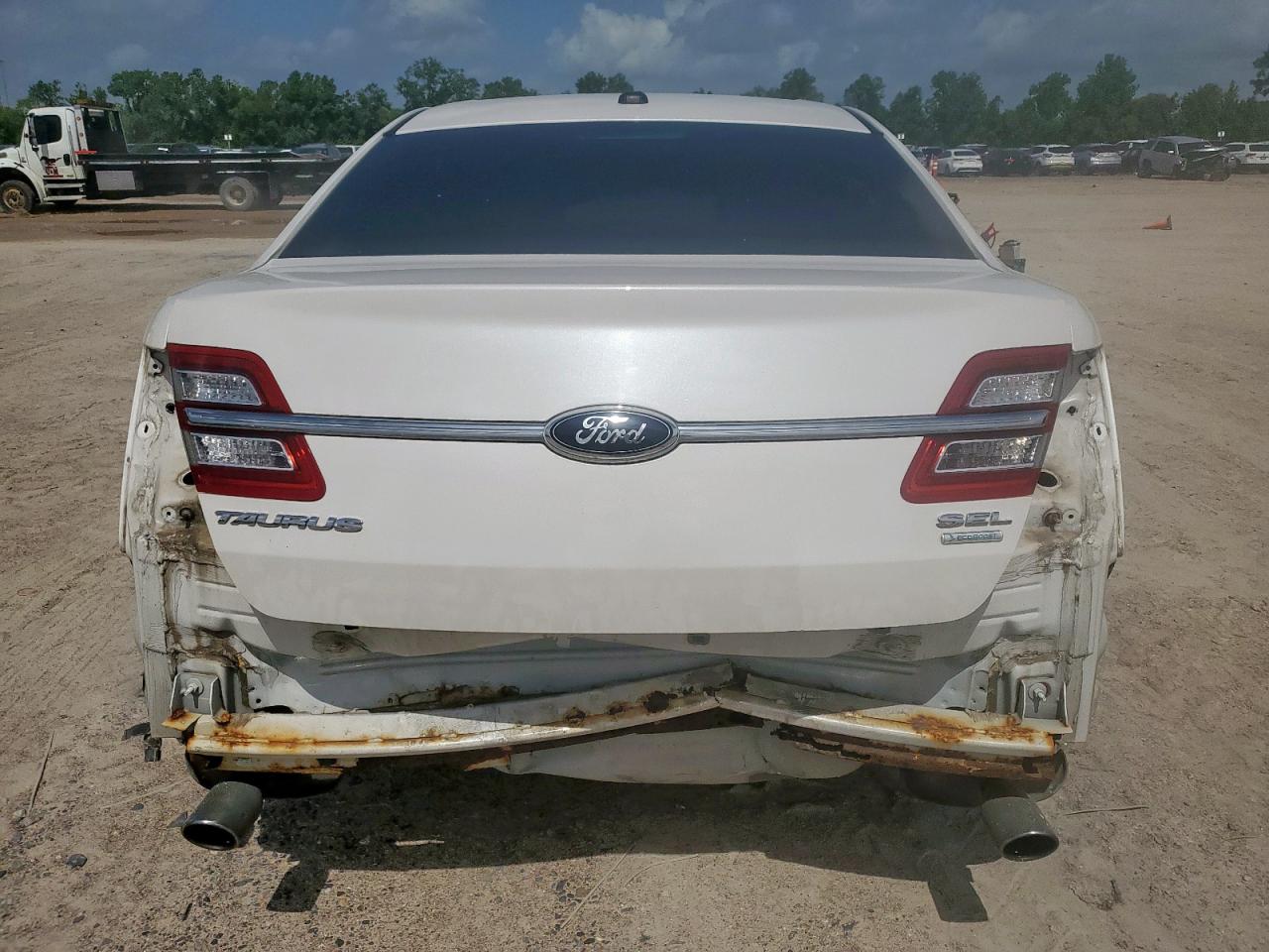2013 Ford Taurus Sel VIN: 1FAHP2E90DG163610 Lot: 63760995