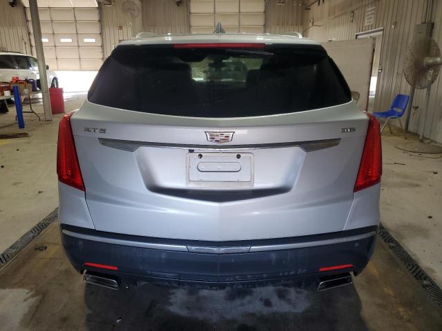  CADILLAC XT5 2017 Серебристый