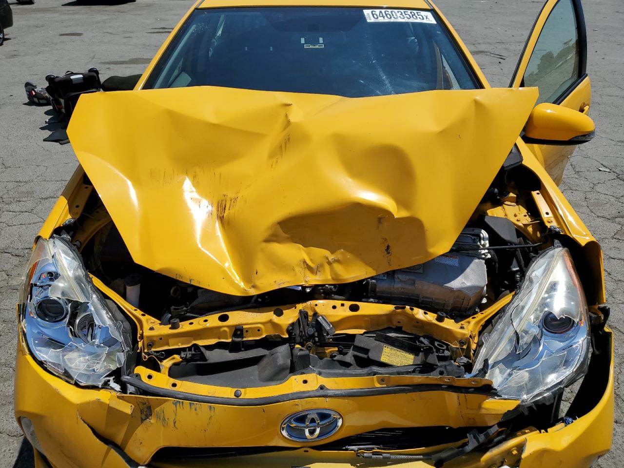 2014 Toyota Prius C VIN: JTDKDTB35E1071413 Lot: 64603585