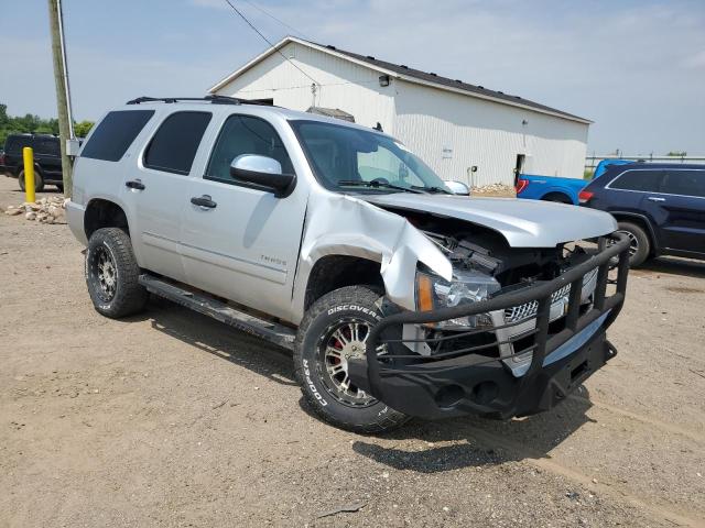  CHEVROLET TAHOE 2014 Сріблястий