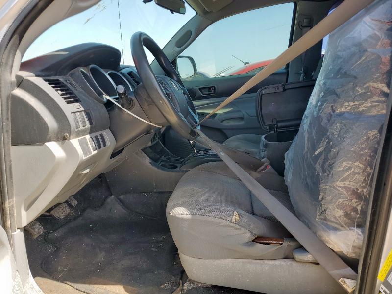  TOYOTA TACOMA 2015 Srebrny