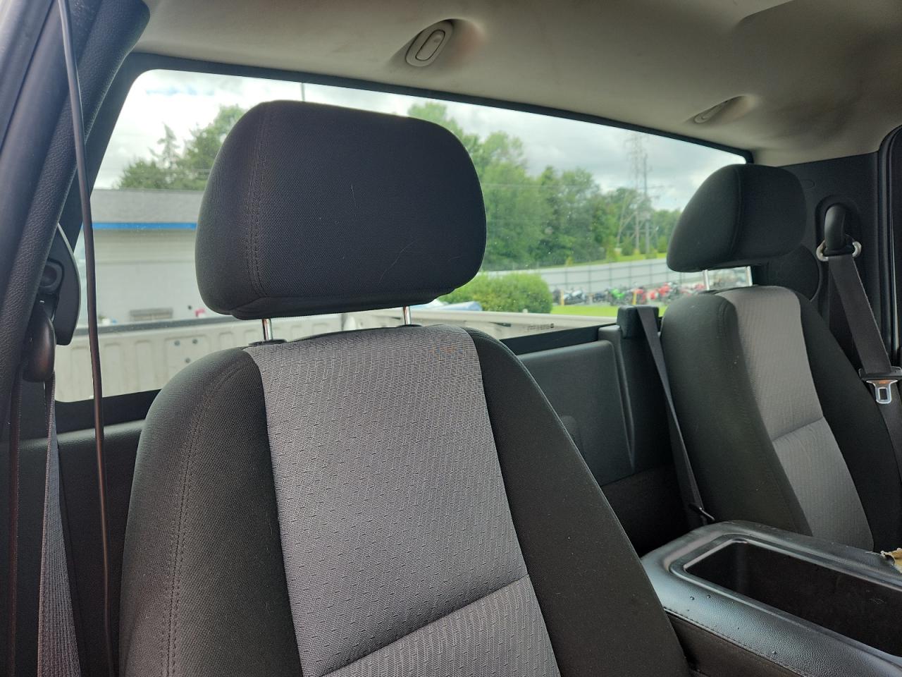 2008 GMC Sierra C1500 VIN: 1GTEC14X08Z327127 Lot: 63113375