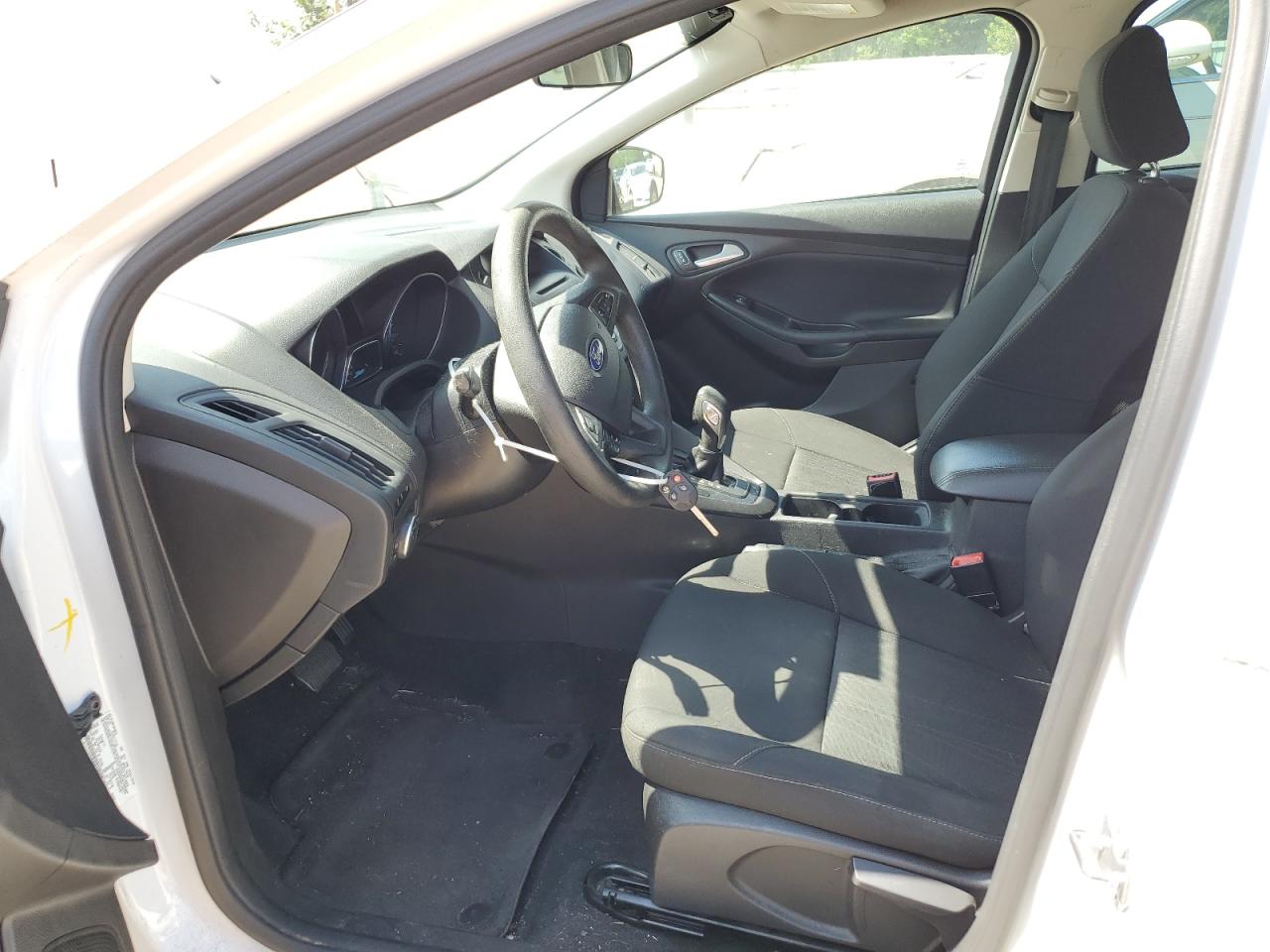 2017 Ford Focus Se VIN: 1FADP3FE9HL348123 Lot: 64624965