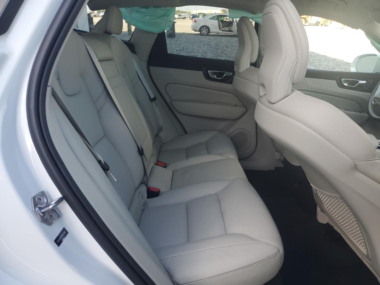 2021 Volvo Xc60 T5 Momentum VIN: YV4102RK8M1874940 Lot: 63385805
